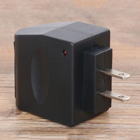 AC90-240V na DC12V AC na DC Adaptér Pohodlný Jednoduché použitie Ľahký do Autozapaľovača AC na DC Napájací Adaptér pre Autoventilátor