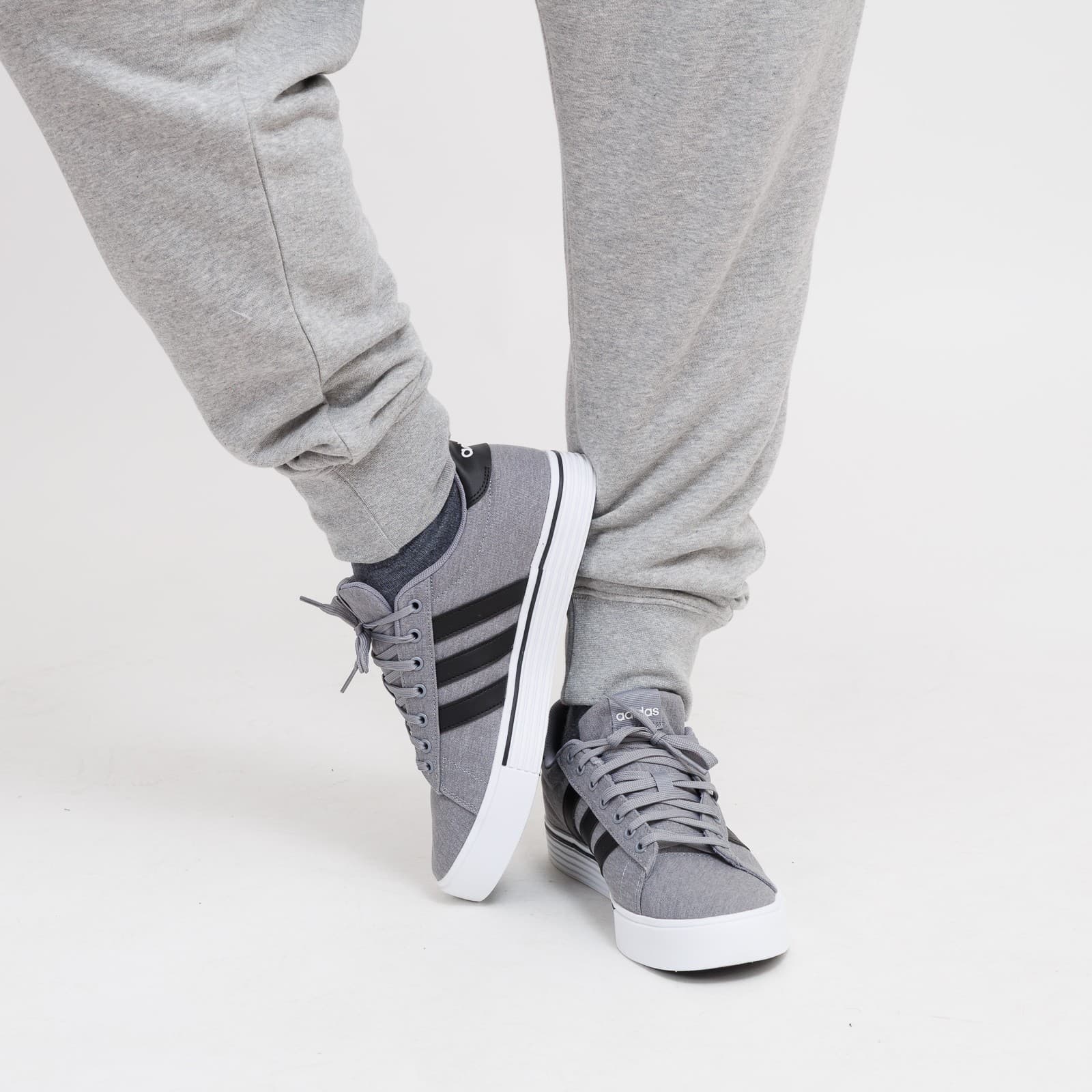 adidas Daily 4.0 Shoes 45 1/3