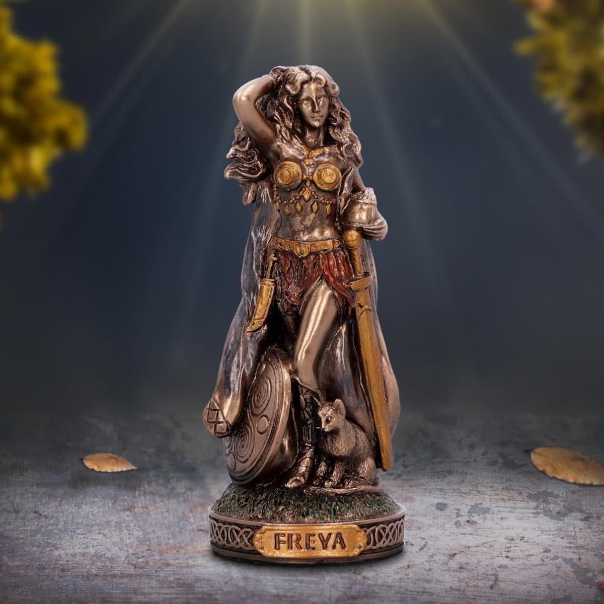 dekorácia (figúrka) Freya Goddess of Love and Fertility