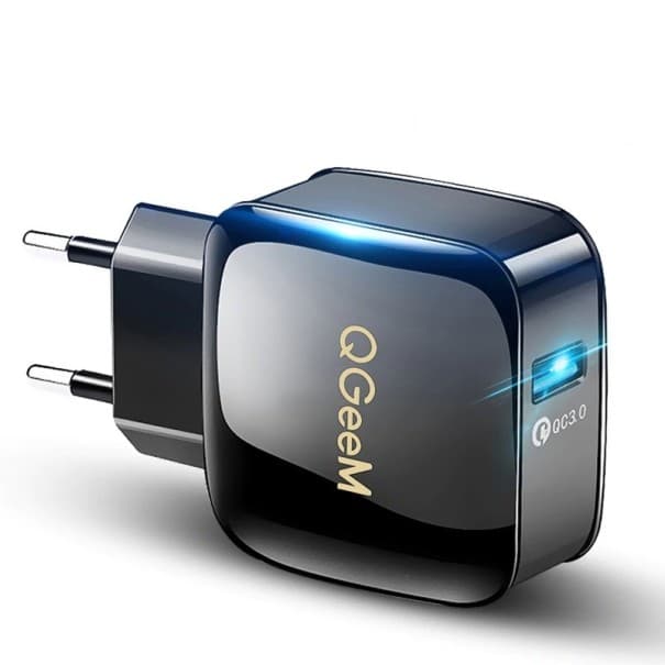 USB sieťový adaptér Quick Charge K735 čierna